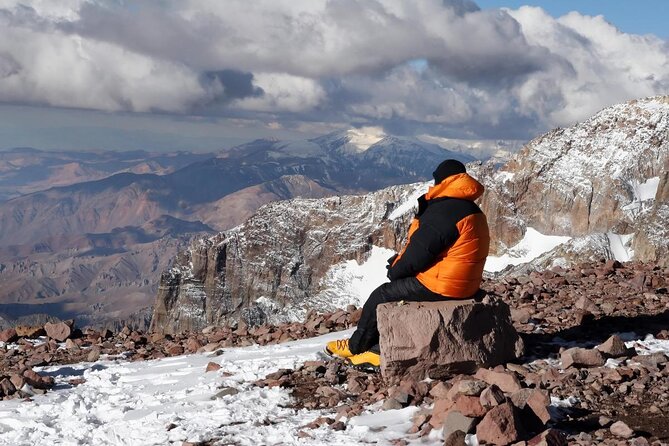 Andes Day Hiking Tour Experience - Key points for the Lomas Blancas hike