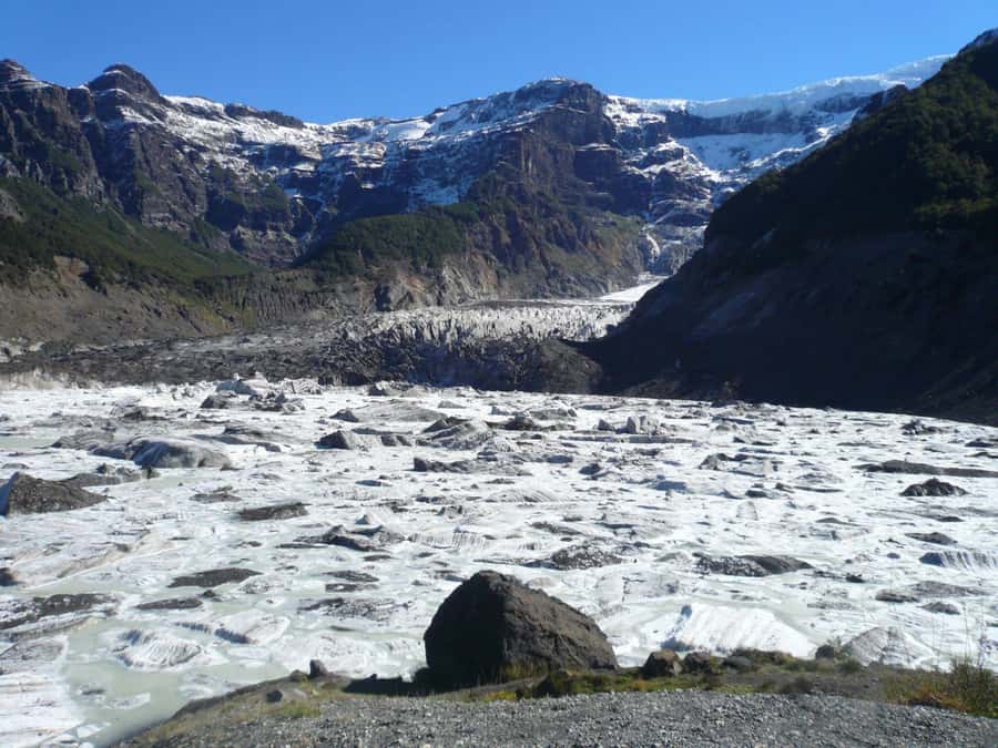Bariloche: Cerro Tronador and Ventisquero Negro Tour - Why Cerro Tronador Makes a Fine Full-Day Trip