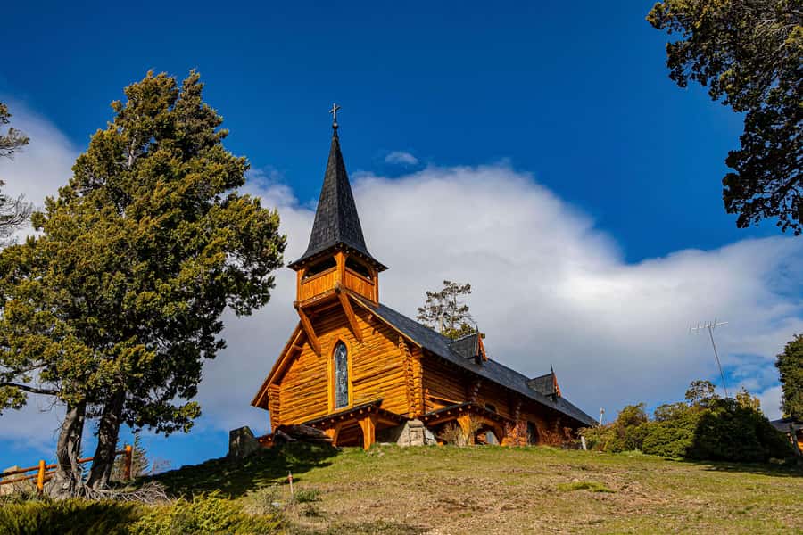 Bariloche: Half-Day Small Circuit Tour with Mount Campanario - Villa Tacul and the quiet side of the route