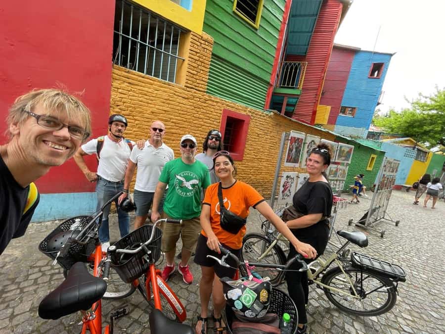 Bike Tour: Buenos Aires to the South (E-Bike) - Guides make the difference