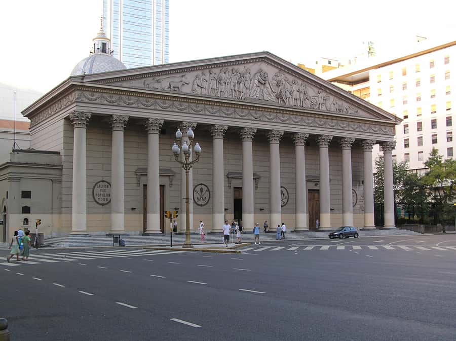 Buenos Aires 3-Hour Small Group Pope Francis Tour - Starting in San Telmo at 10:00