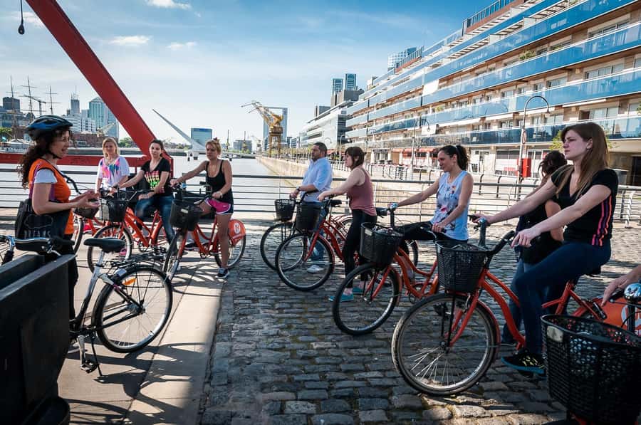 Buenos Aires Bike Tour: South or North Circuit - The South Circuit: San Telmo, La Boca, and the riverfront