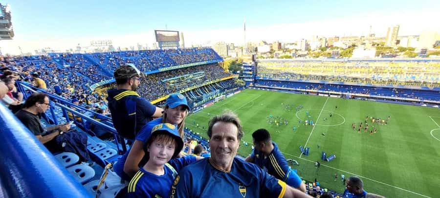 Buenos Aires: Boca Juniors Game with Transport & Local Guide - Why La Bombonera matters to Boca fans
