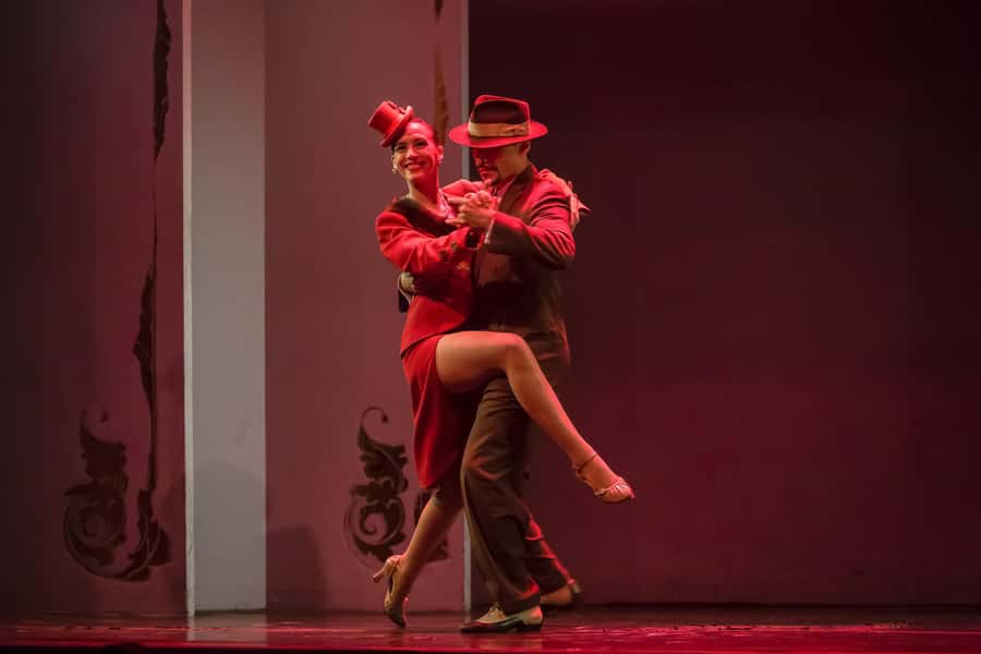 Buenos Aires: Café de Los Angelitos Tango Show & Dinner - A historic café with a tango pedigree