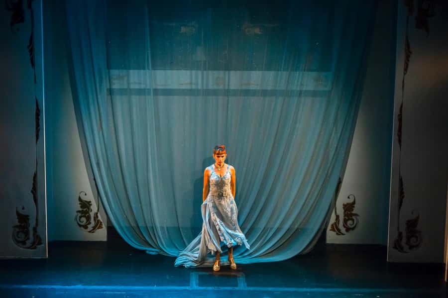 Buenos Aires: Café de Los Angelitos Tango Show & Dinner - How it compares with a casual tango night