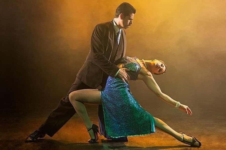 Buenos Aires: Cafe Los Angelitos Tango Show, Optional Dinner - How the Transfer Option Changes the Evening