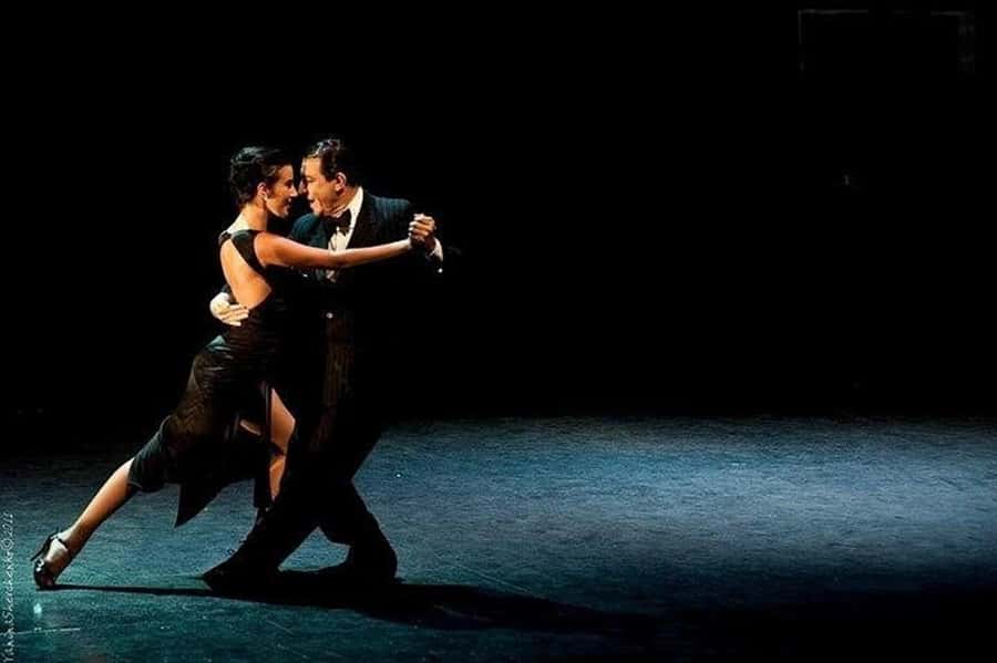 Buenos Aires: Cafe Los Angelitos Tango Show, Optional Dinner - Should You Book Café Los Angelitos?