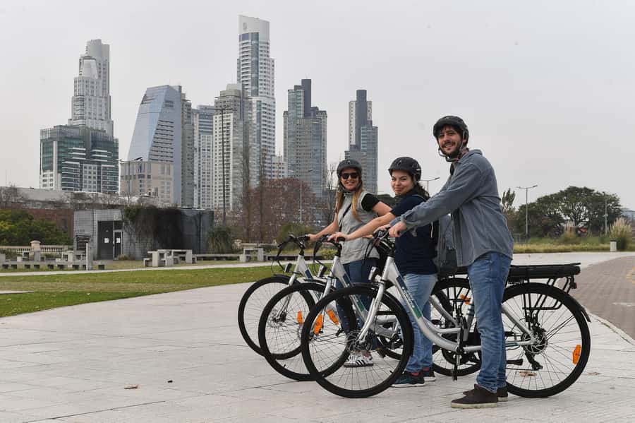Buenos Aires: E-Bike Tour in the South Circuit of Buenos Aires - Starting at the Hilton and rolling into Puerto Madero