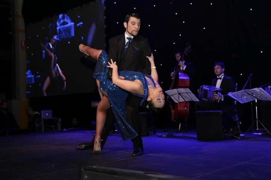 Buenos Aires: El Viejo Almacen Tango Show & optional Dinner - Who should book this tango show