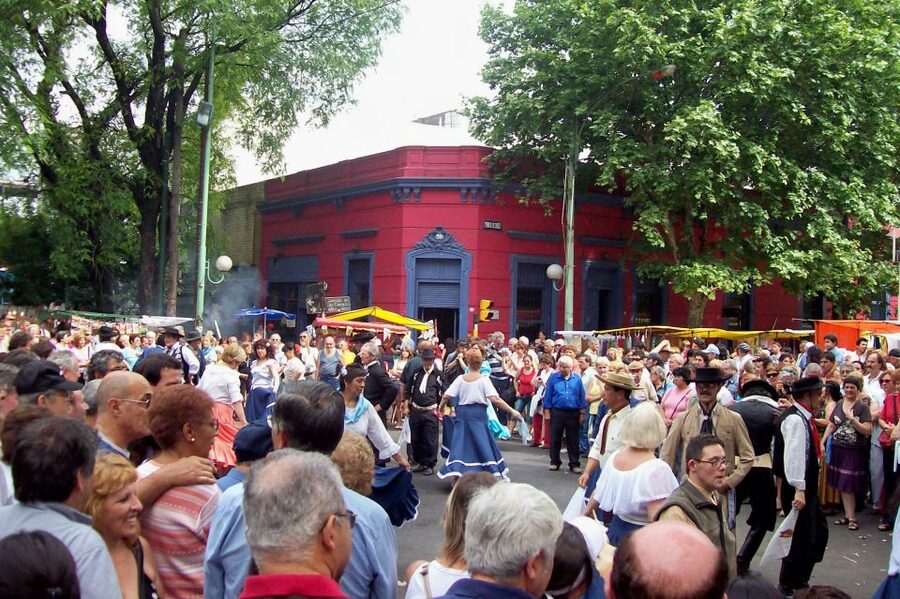 Buenos Aires Fairs: San Telmo & Mataderos Cultural Tour - Price and what you receive for $127
