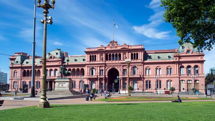 Buenos Aires: Half-Day Sightseeing Tour with 2 Stops - Plaza de Mayo, where the city’s story begins