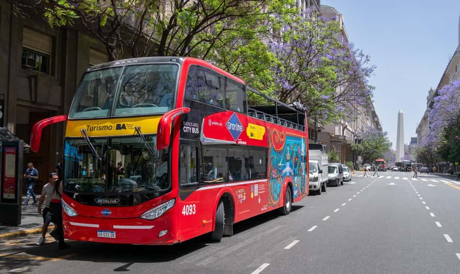Buenos Aires: Hop-On Hop-Off Bus and Football Museums - River Plate Museum and the Monumental