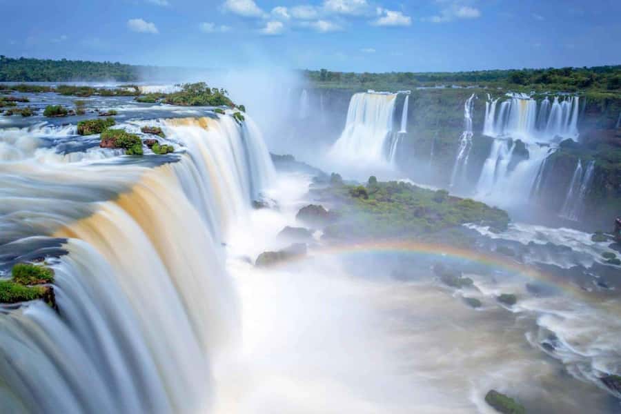 Buenos Aires: Iguazu Falls Private Day Trip with Airfare - Midday lunch and a short pause