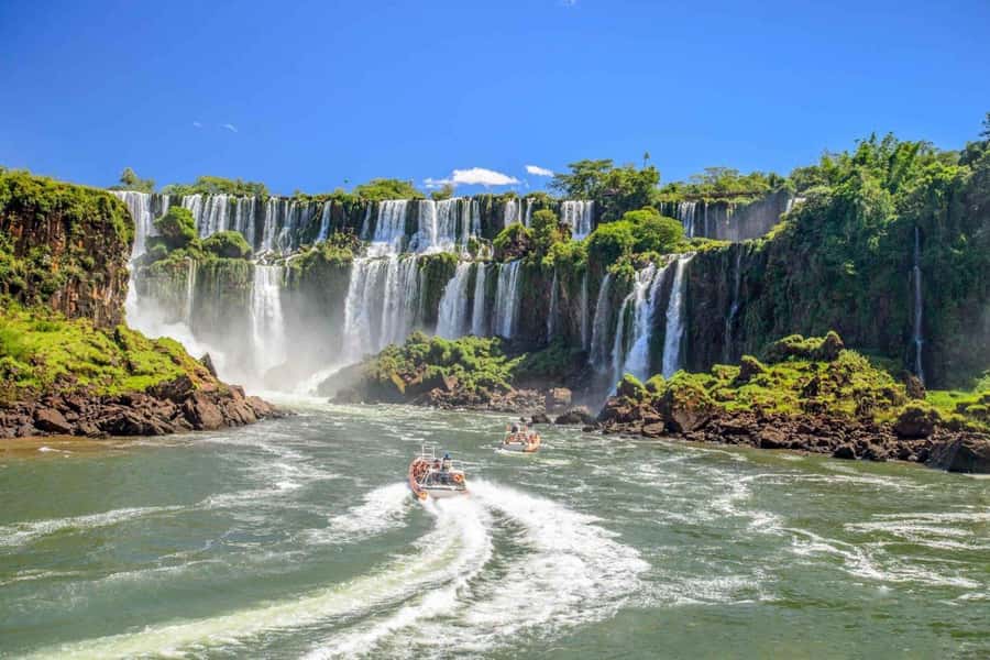 Buenos Aires: Iguazu Falls Private Day Trip with Airfare - Why the private format matters