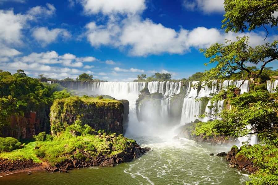 Buenos Aires: Iguazu Falls Private Tour with Flights - Why Iguazu deserves a full day