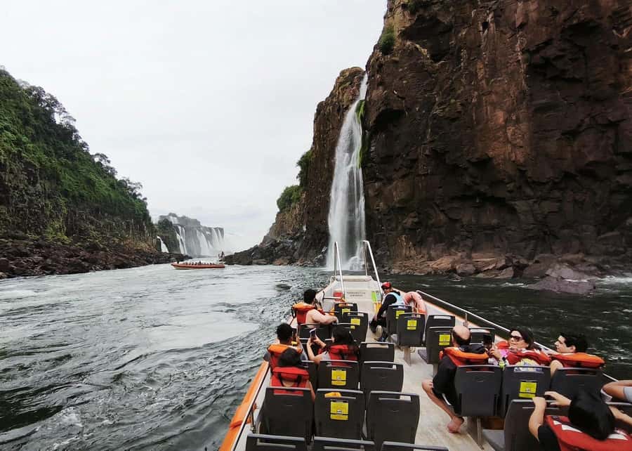 Buenos Aires: Iguazú Falls with Boat Ride & Optional Flight - Entering Iguazú National Park