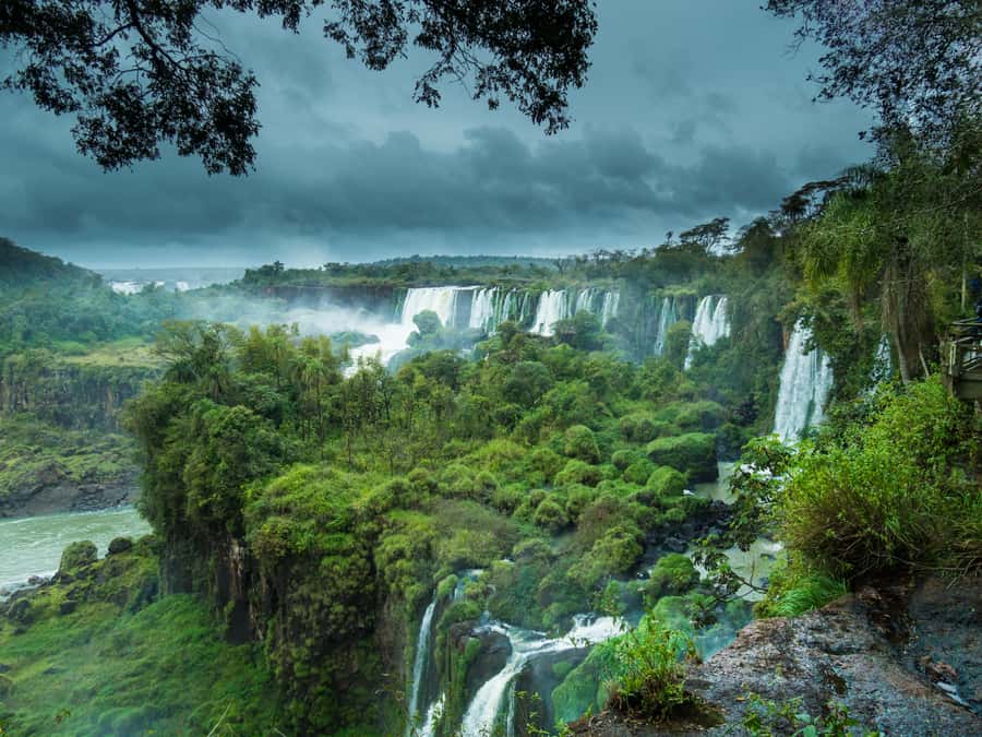 Buenos Aires: Iguazú Falls with Boat Ride & Optional Flight - Is $600 good value?