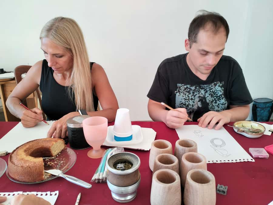 Buenos Aires: Mate & paint experience with pastry tasting - Who should book this class?