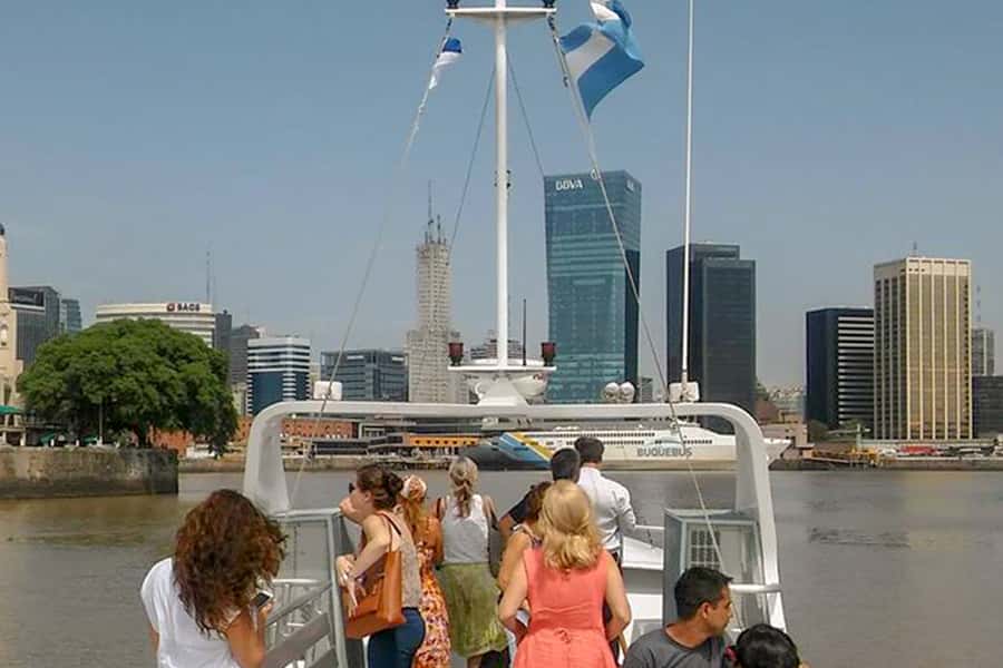 Buenos Aires: Navigation from Pto. Madero to La Boca - Is the $18 price fair?