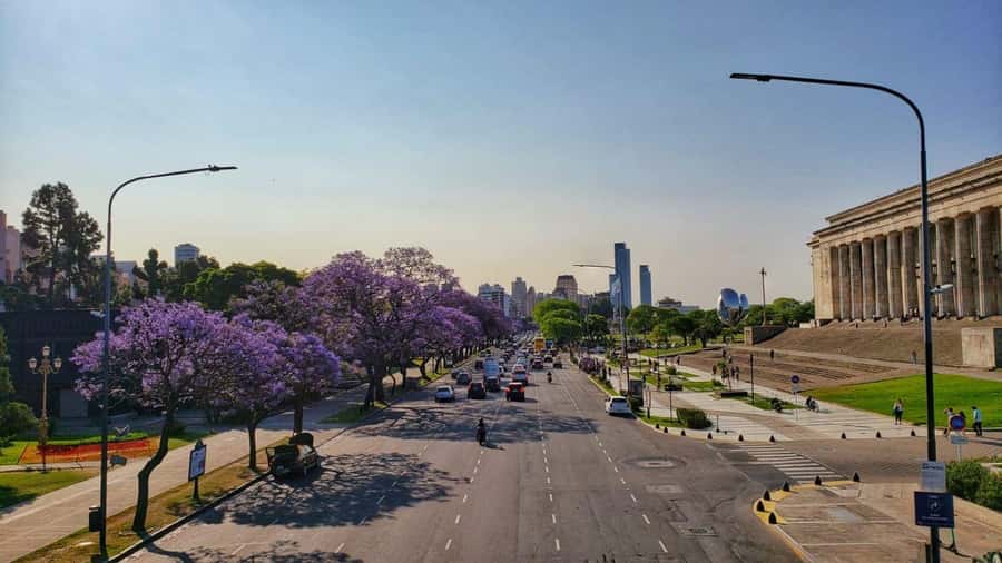 Buenos Aires Premium city tour with street food - Puerto Madero changes the mood