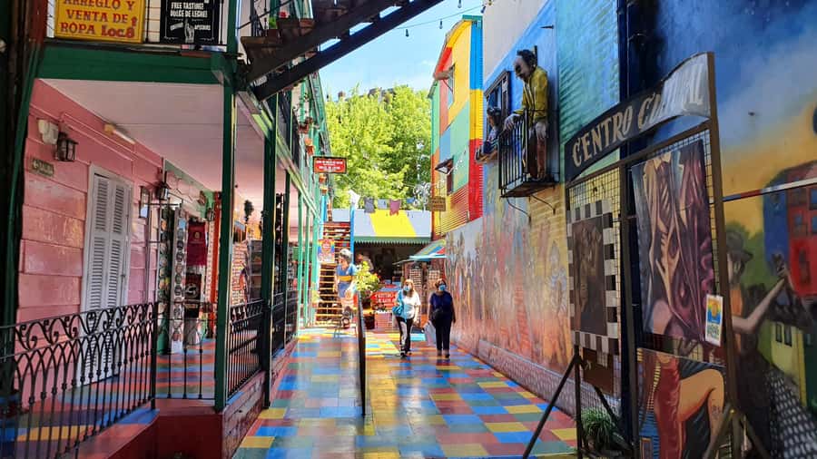 Buenos Aires Private Custom City Tour - Recoleta Cemetery and Buenos Aires’ elite past