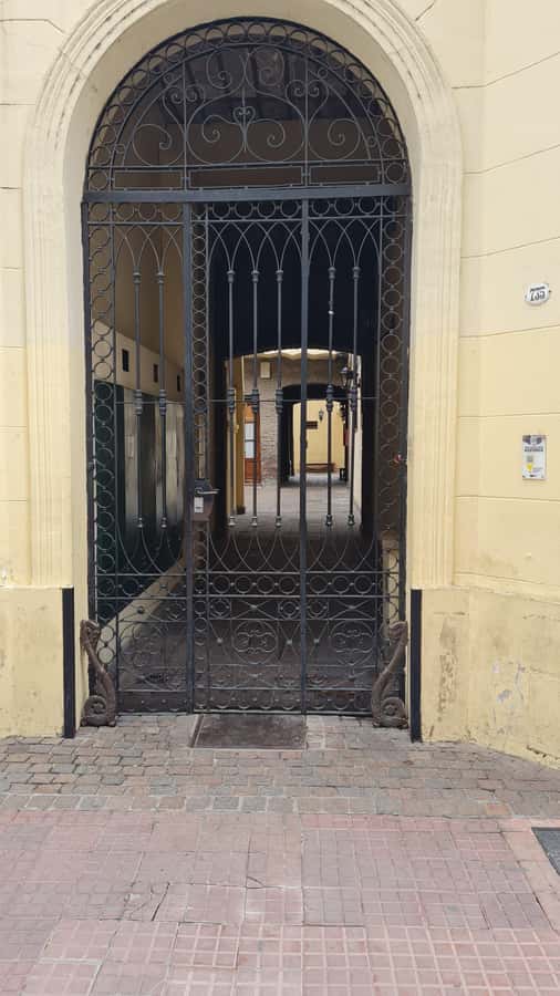 Buenos Aires: San Telmo, History, Bars, and Tango! - Tango culture, from El Viejo Almacén to the streets