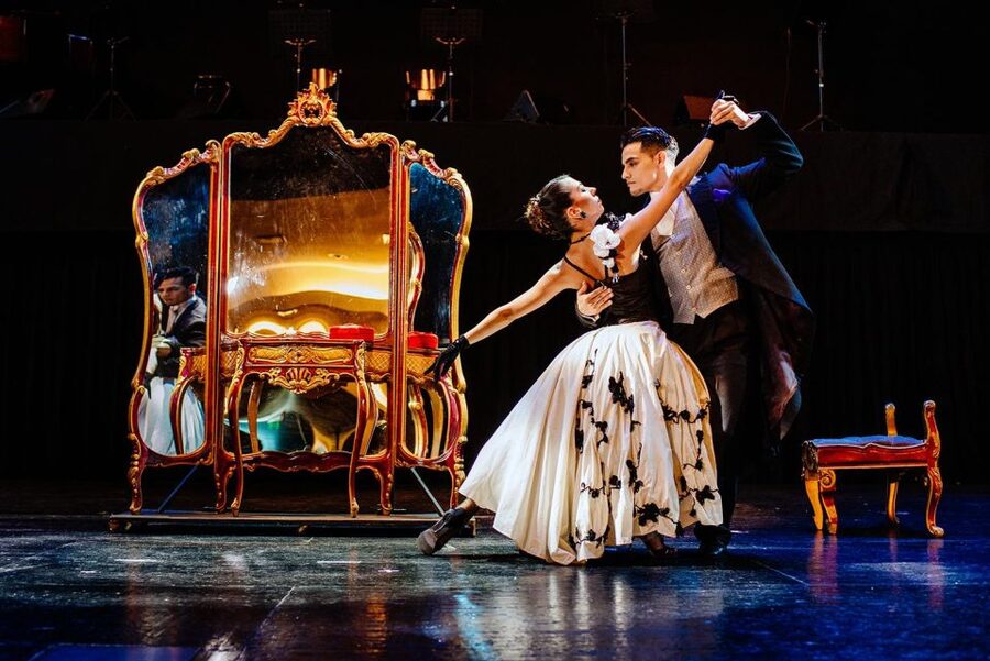 Buenos Aires Tango Porteño Show with optional Dinner - Who should choose Tango Porteño?