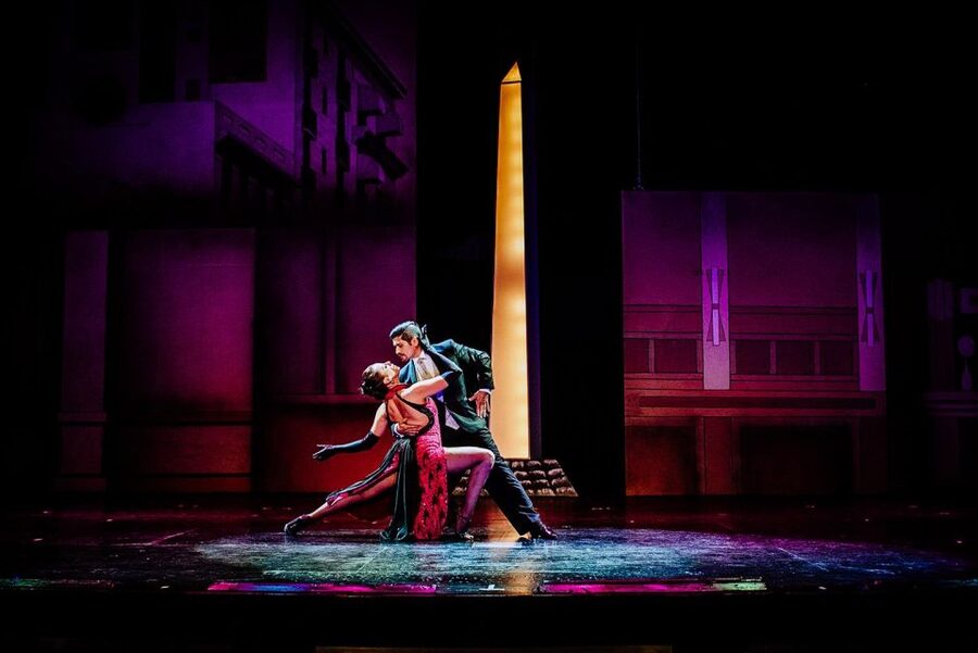 Buenos Aires Tango Porteño Show with optional Dinner - The dinner option and what the drinks include