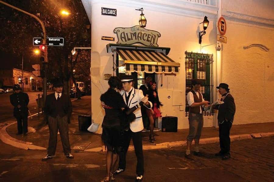 Buenos Aires: Tango Show "Viejo Almacén" & optional dinner - Pickup between 7:30 and 8:00 PM