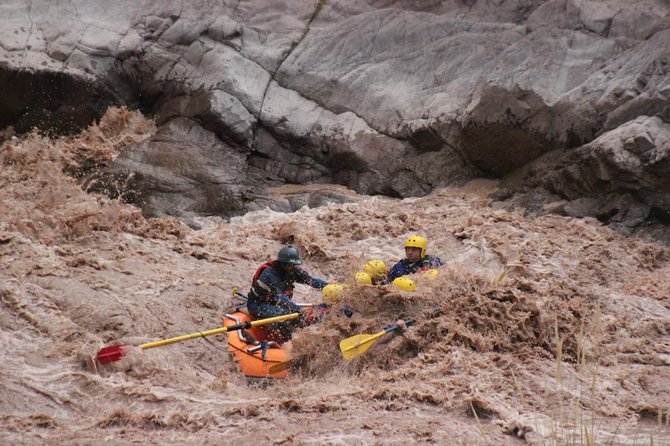 Cacheuta Hot Springs Park + Intermediate Rafting - Who will enjoy this Mendoza day?