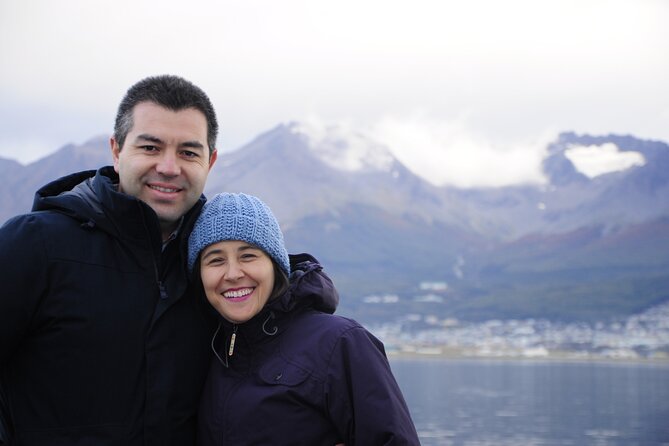 Catamaran Tour through the Beagle Channel and Penguins in Isla Martillo - Sea lions and the Bridges archipelago