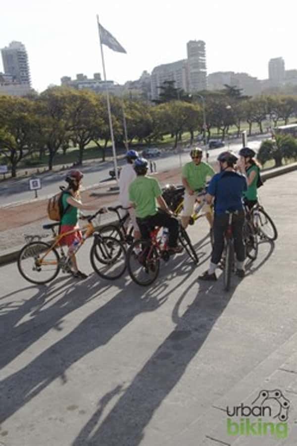 City Bike Tour in Palermo and Recoleta - Recoleta Cemetery and the Stories in Its Stonework