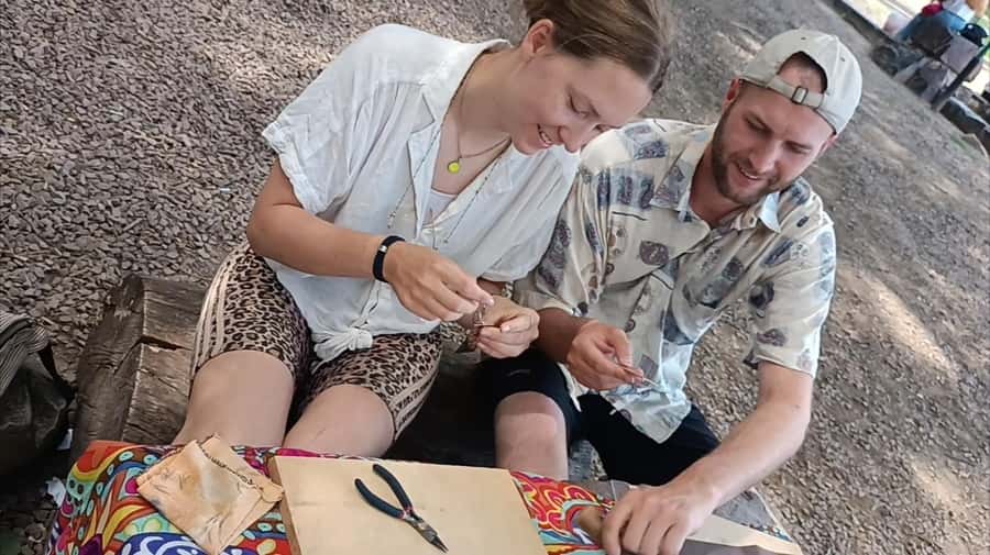 City of Salta: Alpaca and leather handicraft workshop in the open air! - Mate adds a social side to the craft