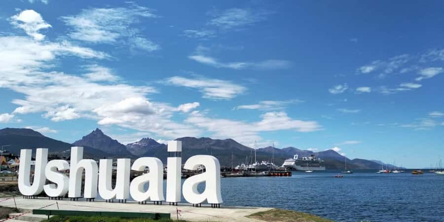 City tour and Wine tasting - A Quick Introduction to Ushuaia Before the Wine