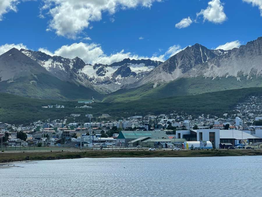 City tour and Wine tasting - Who Will Enjoy This Ushuaia Experience