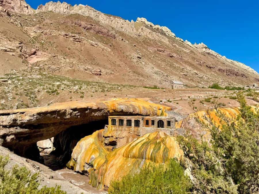 Classic Aconcagua Day Tour - Puente del Inca, a strange natural bridge