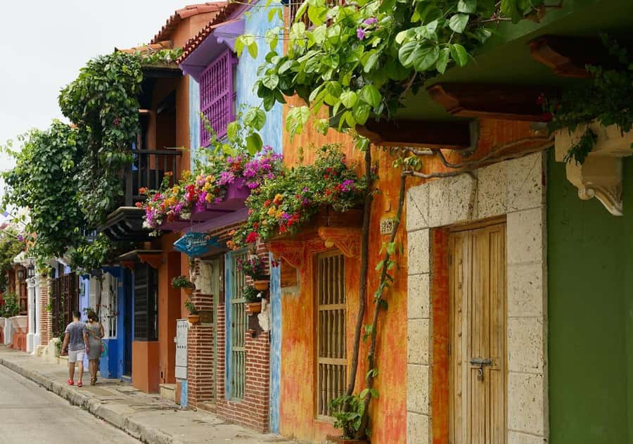 Colonia del Sacramento: Small-Group Day Trip - Who Will Enjoy This Colonia Excursion?