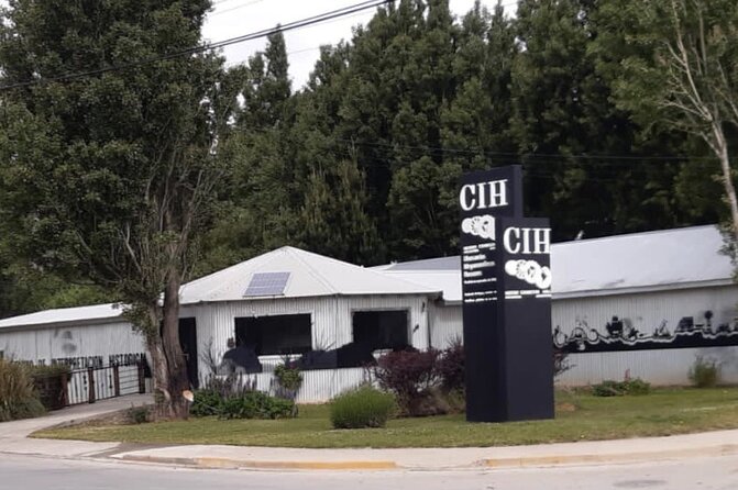 El Calafate History Museum Tour - Dinosaurs, fossils, and Patagonia before people