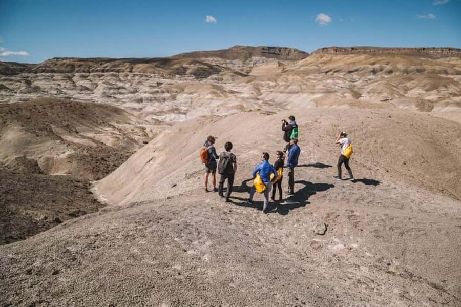 El Calafate: Kayak and Hike La Leona River Tour - Walking where the road cannot go