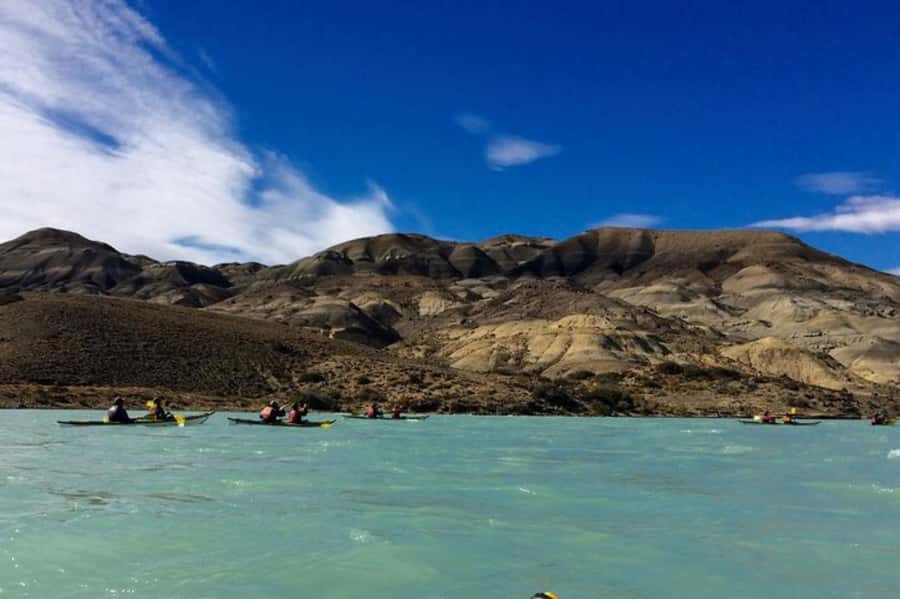 El Calafate: Kayak and Hike La Leona River Tour - What to pack for the day