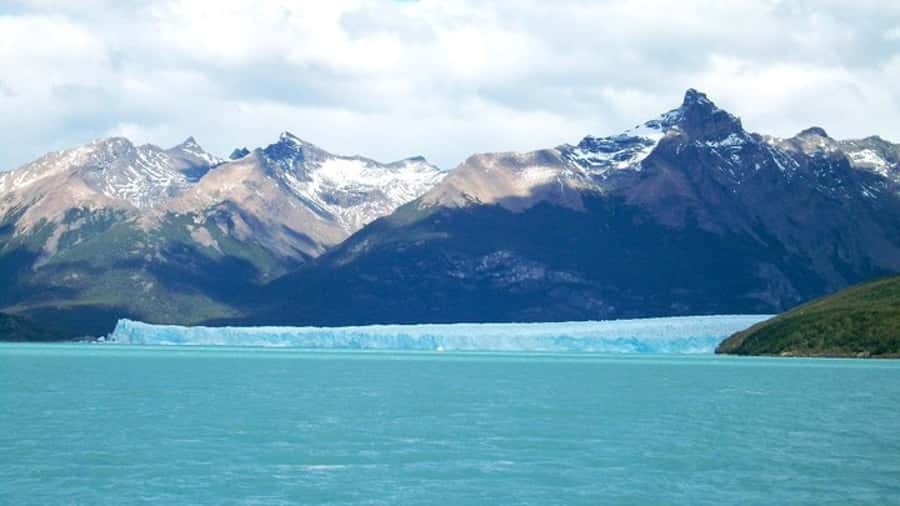 El Calafate: Lake Argentino Upsala Channel Glaciers Cruise - Crossing Boca del Diablo