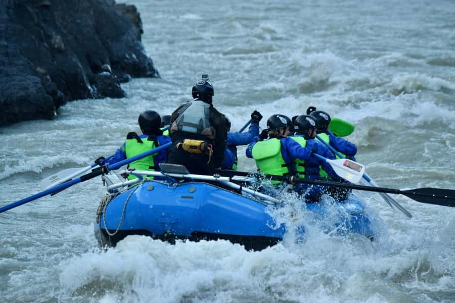 El Chalten: Rio de las Vueltas and Patagonia Rafting - Starting at San Martín 872