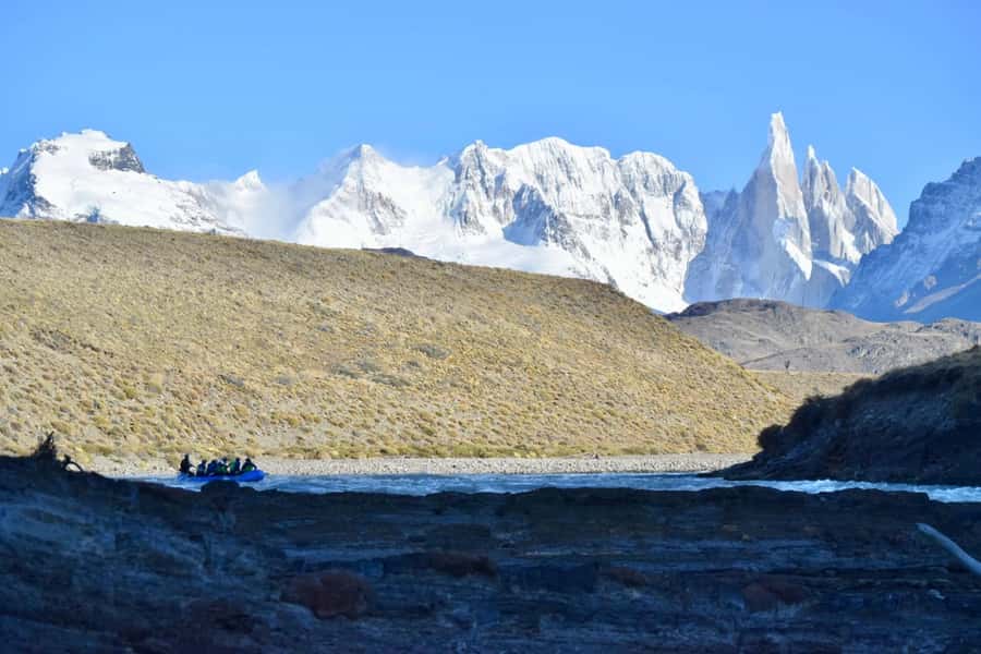 El Chalten: Rio de las Vueltas and Patagonia Rafting - Six calm kilometers beneath Fitz Roy