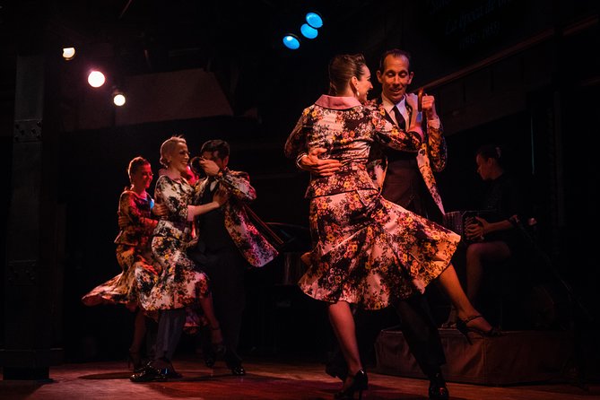 El Querandi Tango Show in Buenos Aires - How the transport option changes the evening