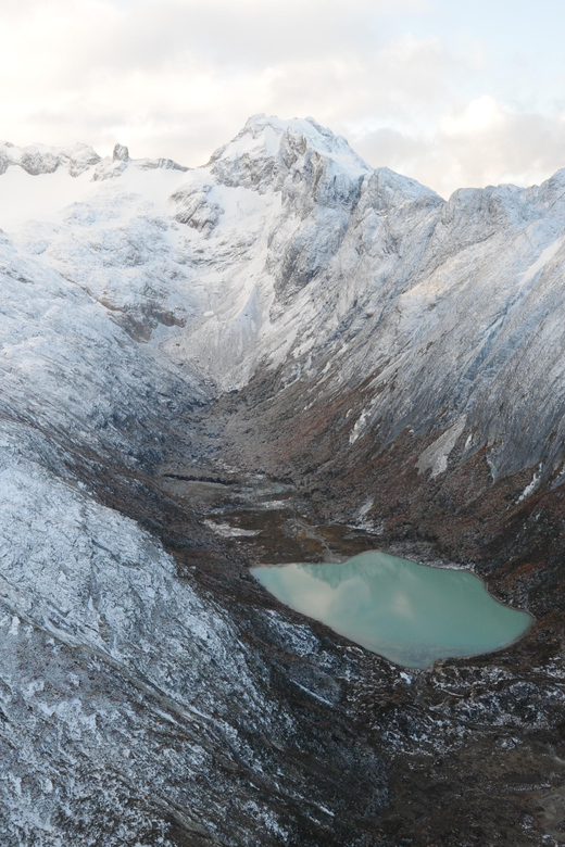 Emerald Lagoon Helicopter seeing - Emerald Lagoon in three seasons