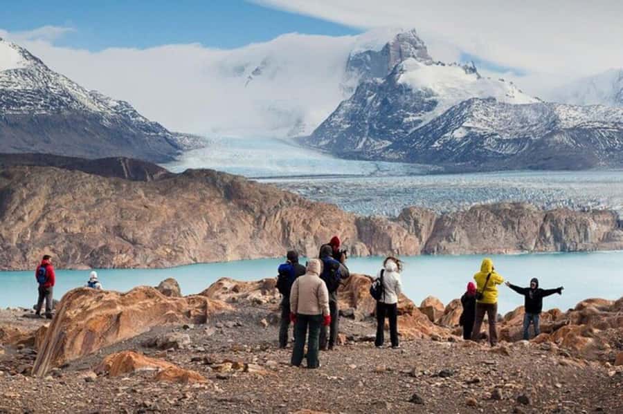 Estancia Cristina Discovery Adventure in El Calafate - From El Calafate to Punta Bandera at 7 am