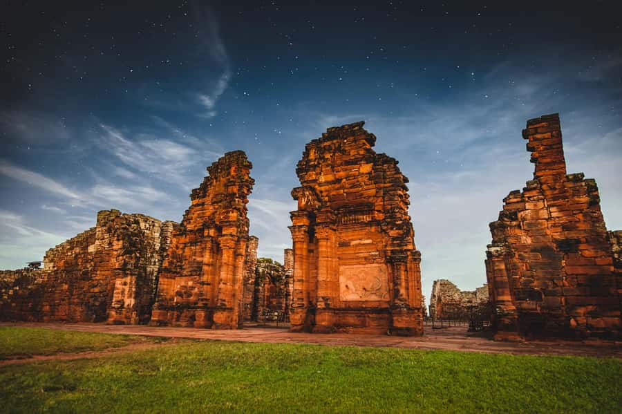 Foz do Iguaçu: Wanda Mines and San Ignacio Ruins Day Trip - Transport, comfort, and group size