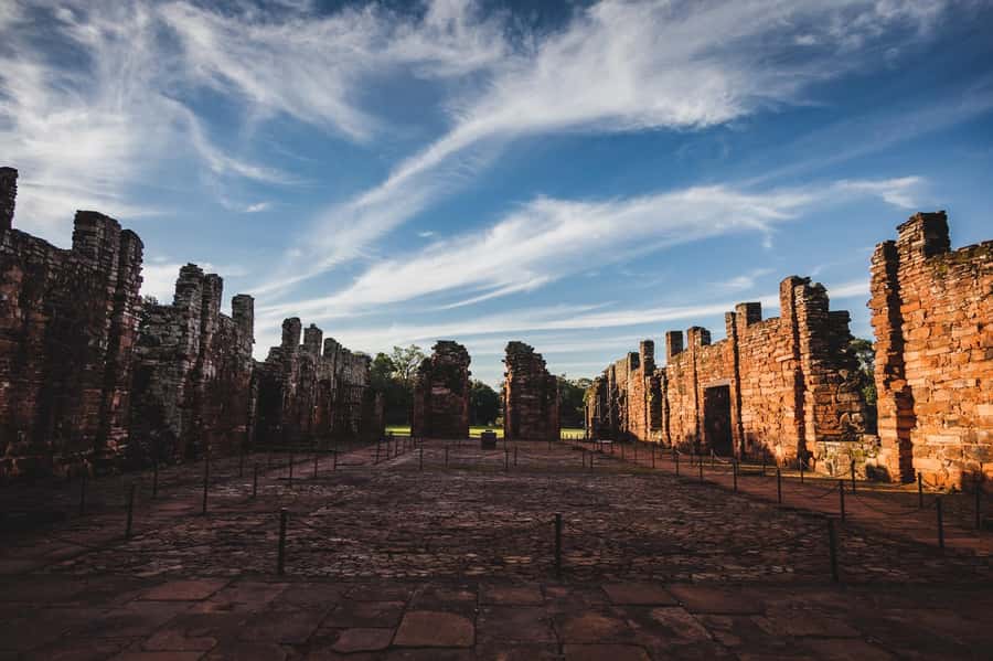 Foz do Iguaçu: Wanda Mines and San Ignacio Ruins Day Trip - Border documents matter more than usual