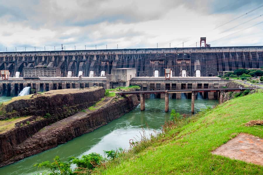 From Argentina: Iguazu Falls Brazil Side & Itaipu Dam - What the $90 price really covers