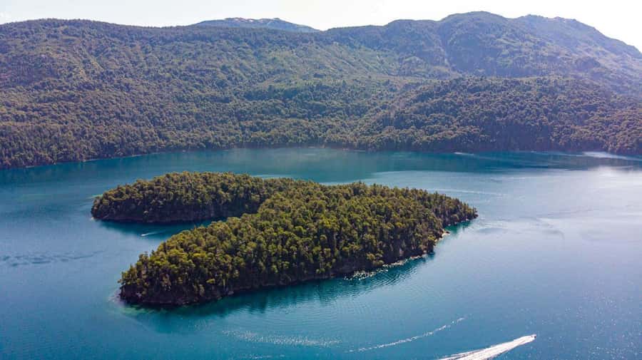 From Bariloche: Cerro Tronador Full-Day Tour - What the $125 price really covers